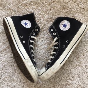 Men’s AllStar hightop converse